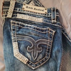 Rock revivals Jean's